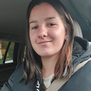 Meet your Posher, Ana